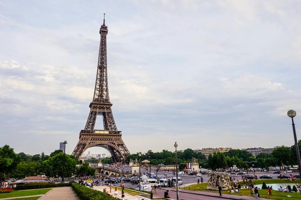 Quelles sont les meilleures stratégies pour rencontrer d'autres campeurs et partager des expériences ?