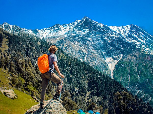 Préparer un séjour en montagne pour les non-sportifs